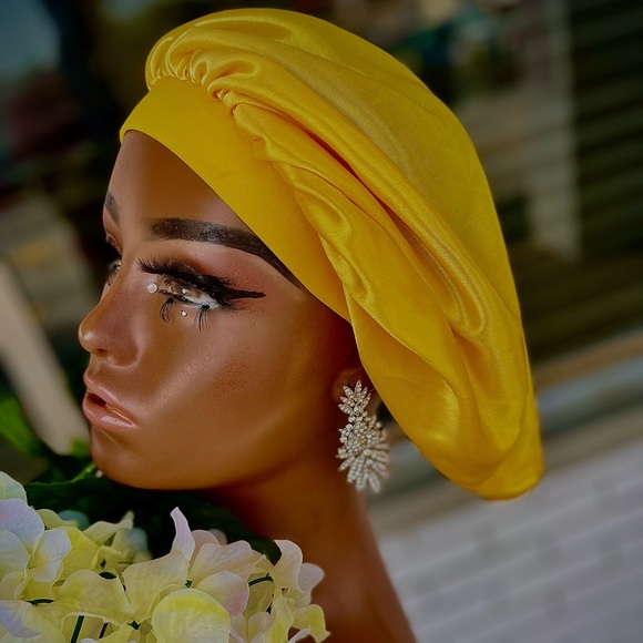 Yellow Satin Bonnet - Picture 1 of 3
